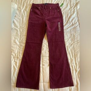 Gap 70’s Flare high rise size 8/29R never worn